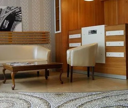 The Luxx Boutique Hotel 3*