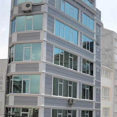 The Luxx Boutique Hotel 3*